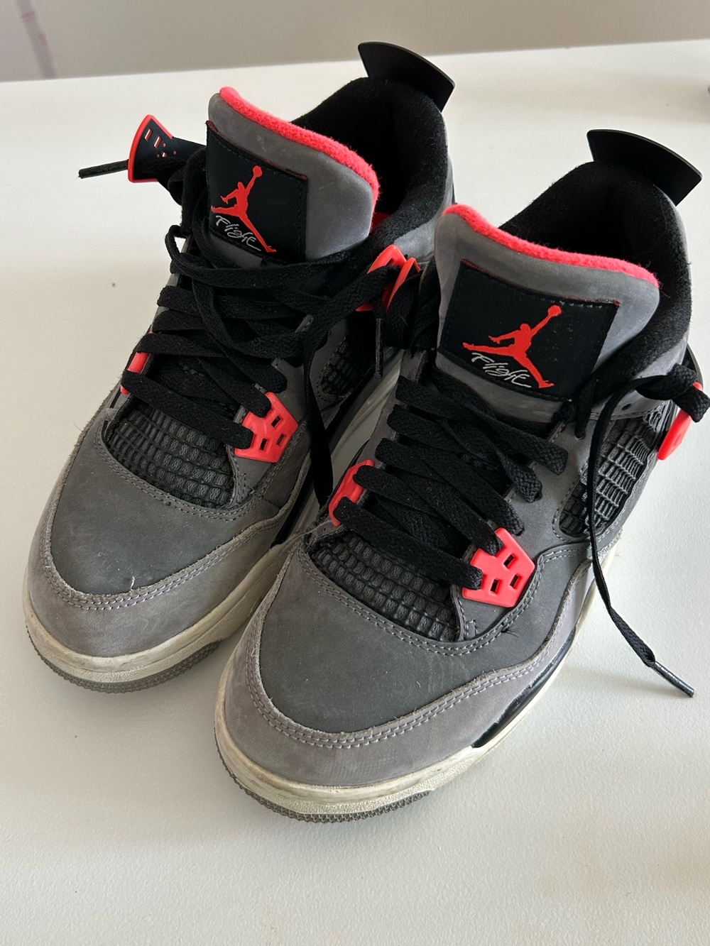 Jordan Kids' Gray and Red Retro Basketball Sneakers